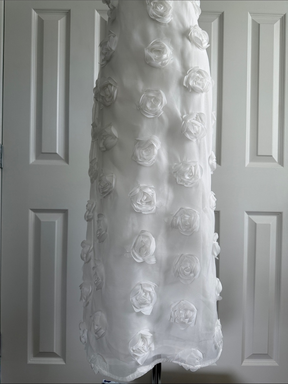 Lulus White Posh Appearance 3D Floral Appliqué Sheer Strapless Midi Dress Size S - Picture 6 of 13